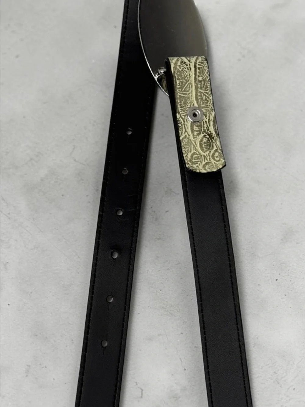 CABI LEATHER BELT Embossed Croc/Snake BEIGE/GRAY Crystal Mother/Pearl Buckle S